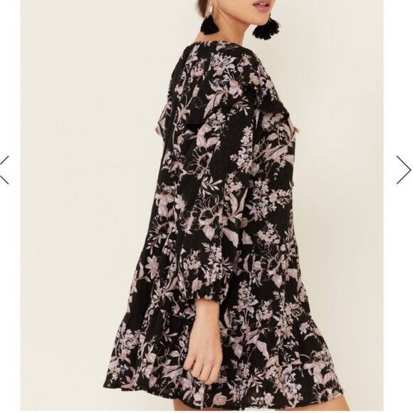 Free People NWT Sunbaked Ruffled Swing Tiered Mini Dress Washed Black Floral L - Picture 3 of 10